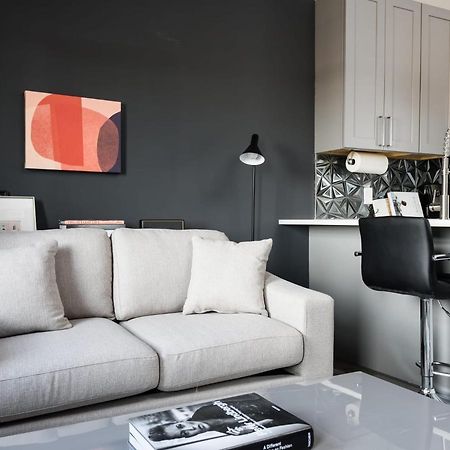 سانت لويس Frontdesk Modern 1 Bedroom Apt With Rooftop Lounge المظهر الخارجي الصورة